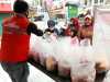 Selama Ramadhan 1442 H: Rotte Foundation Bagikan 700 Paket Takjil Gratis